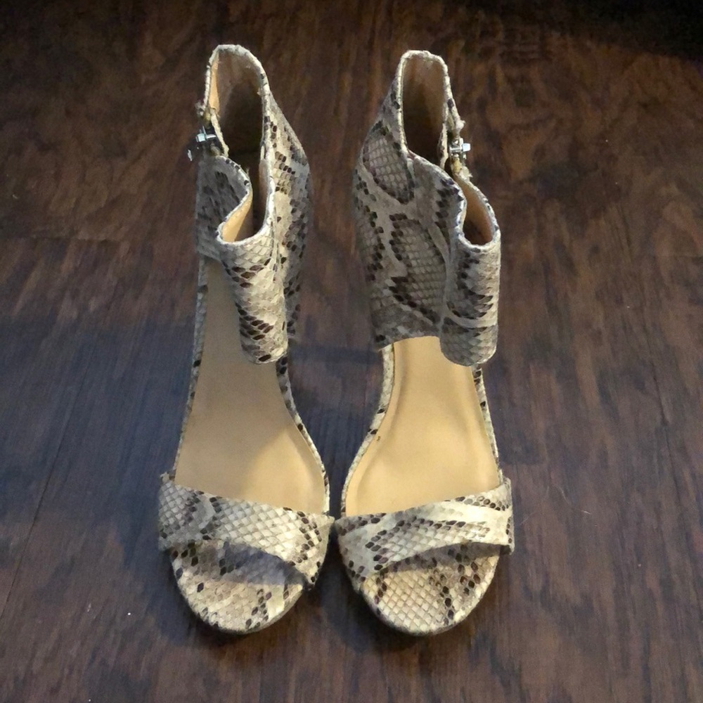 Cute snake print heels